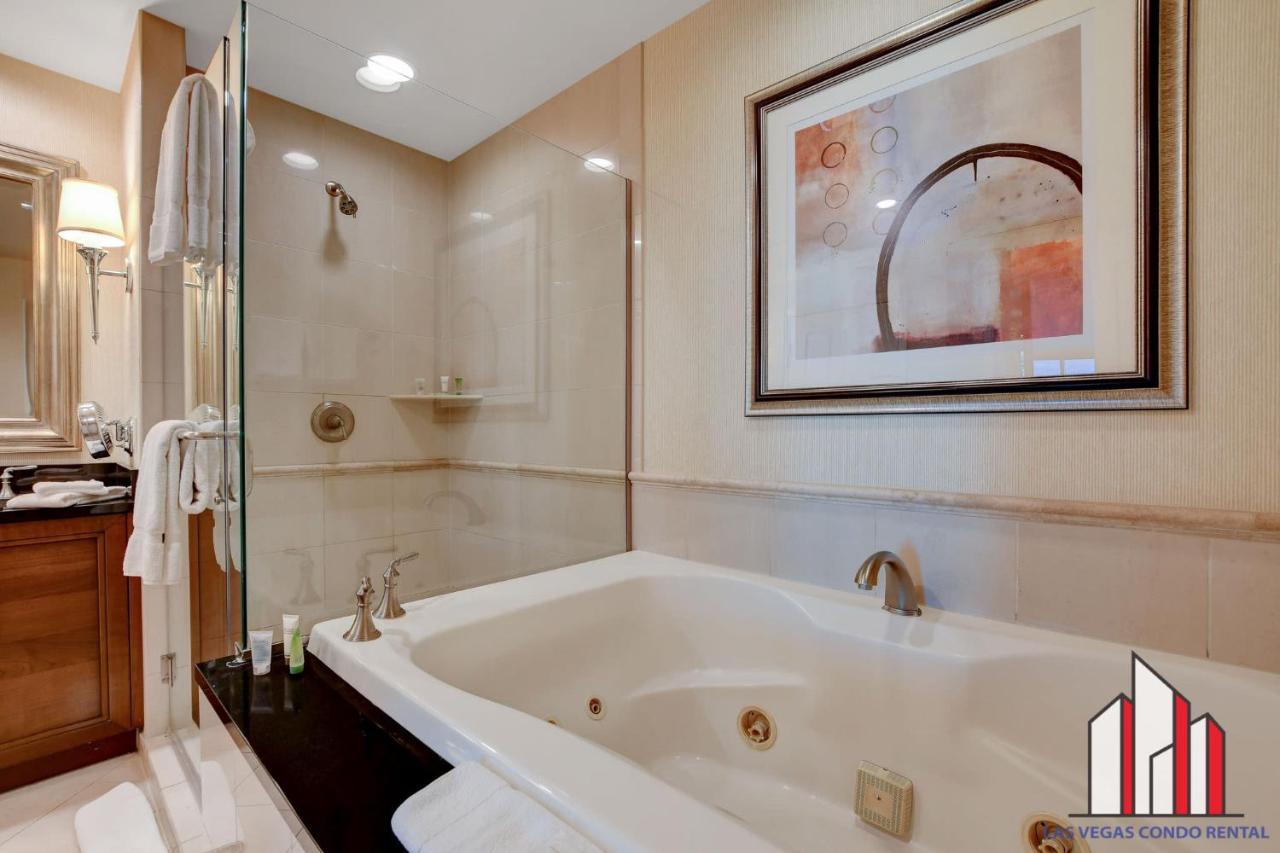 Mgm Signature-22-703 Strip View Jacuzzi Studio Лас-Вегас Экстерьер фото